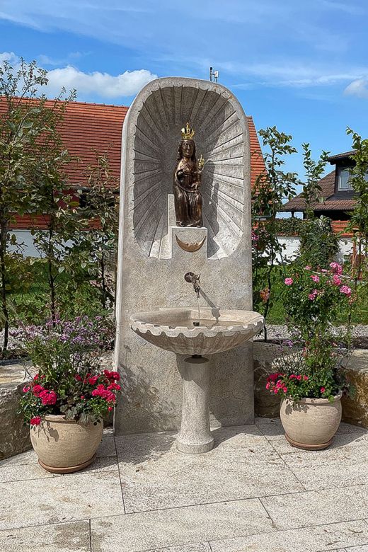 Marienbrunnen auf dem Hohenpeißenberg